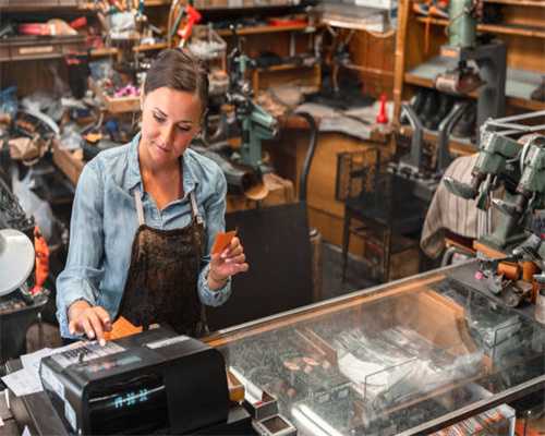 纸人2国产恐怖游戏 小黑解析