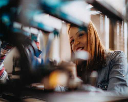 C语言实现：十步万度游戏！代码思路+源码分享