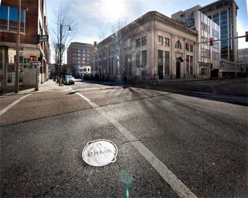 实况足球手游版含大罗、齐达内、巴蒂斯图塔的传奇账号是不是真的