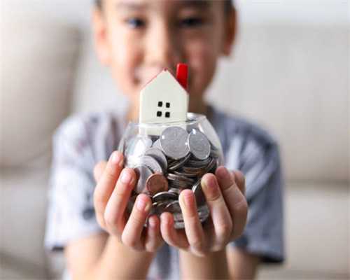 当年一款超级火爆游戏的衍生品，现在拿来哄小孩也是不错的选择